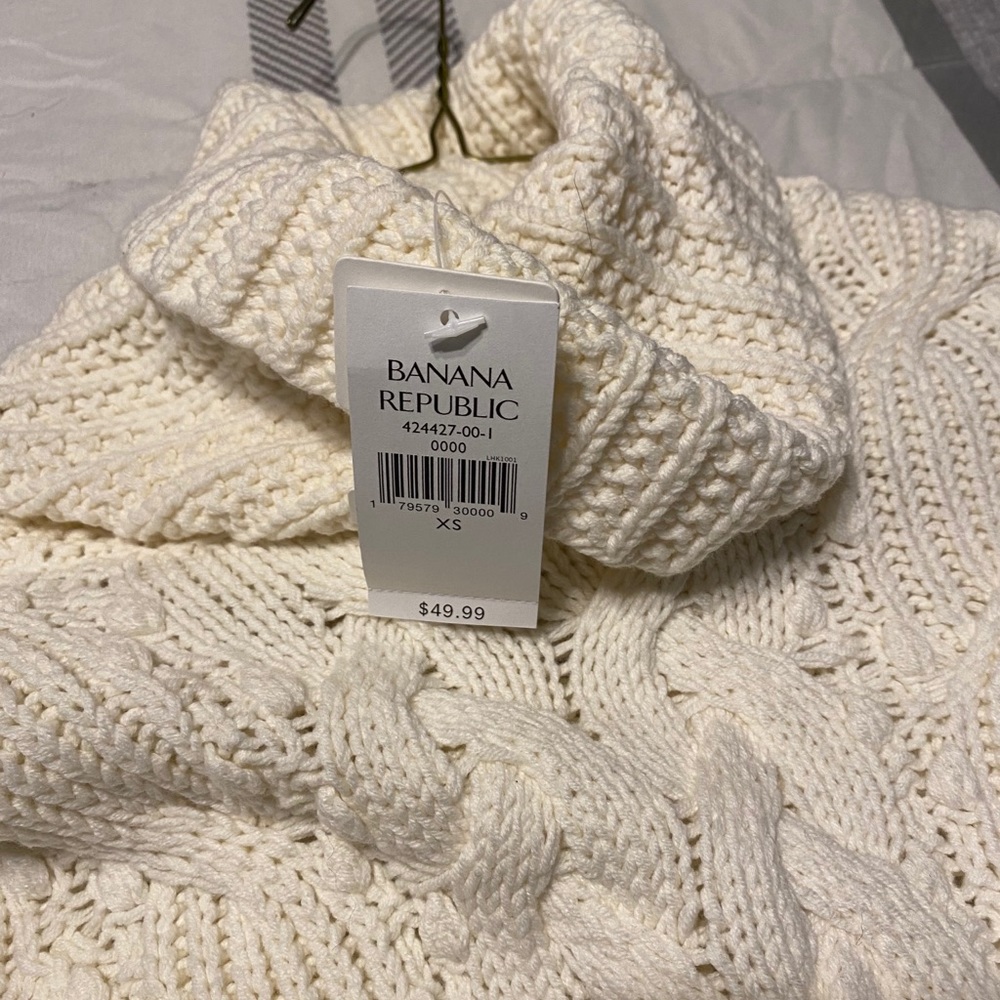 Sweater - Picture 2 of 3